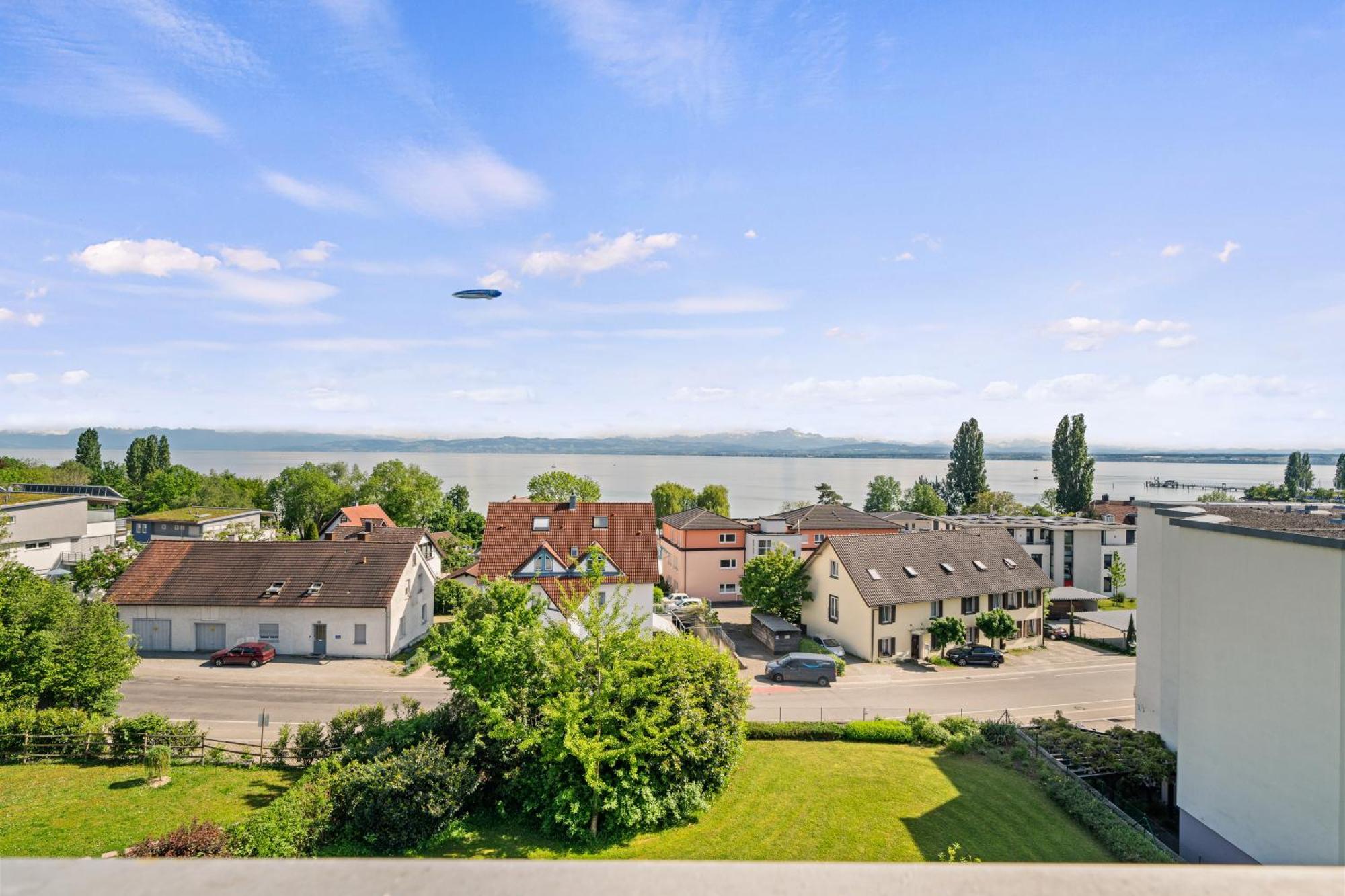 Panorama Penthouse Mit Atemberaubenden See- Und Bergblick Immenstaad am Bodensee Exterior foto